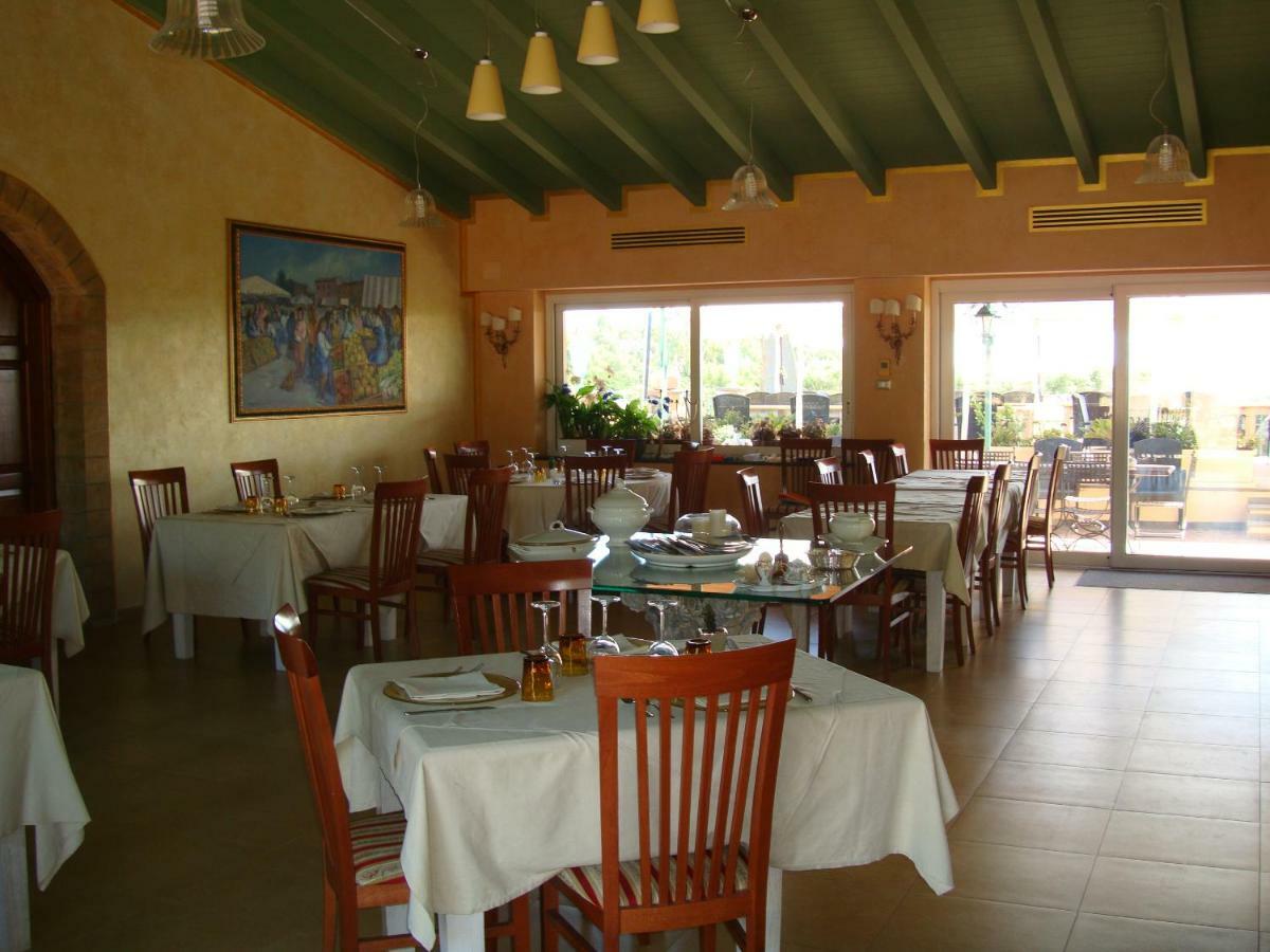 Country Resort Capo Nieddu Санта-Катерина Экстерьер фото